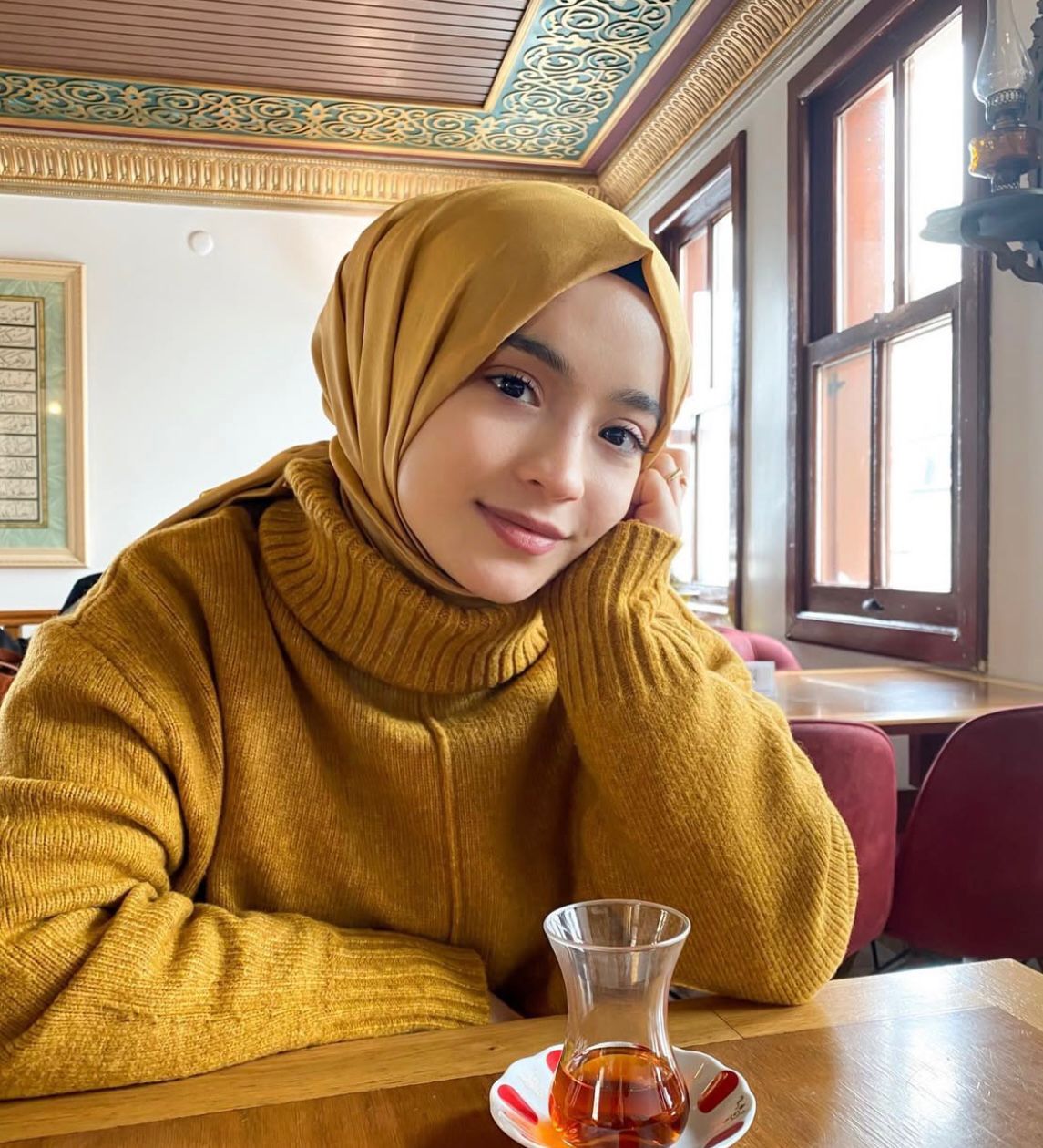 Yurdalan Sevecen Kadın Bayan Escort İpek