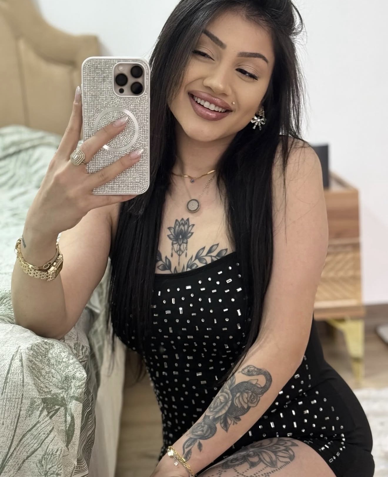 Çakır Sonsuz Aşk Partneri Bayan Escort Elmas
